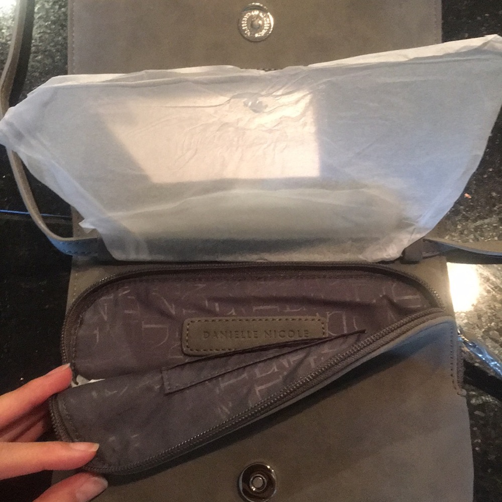 Purse - Picture 4 of 5